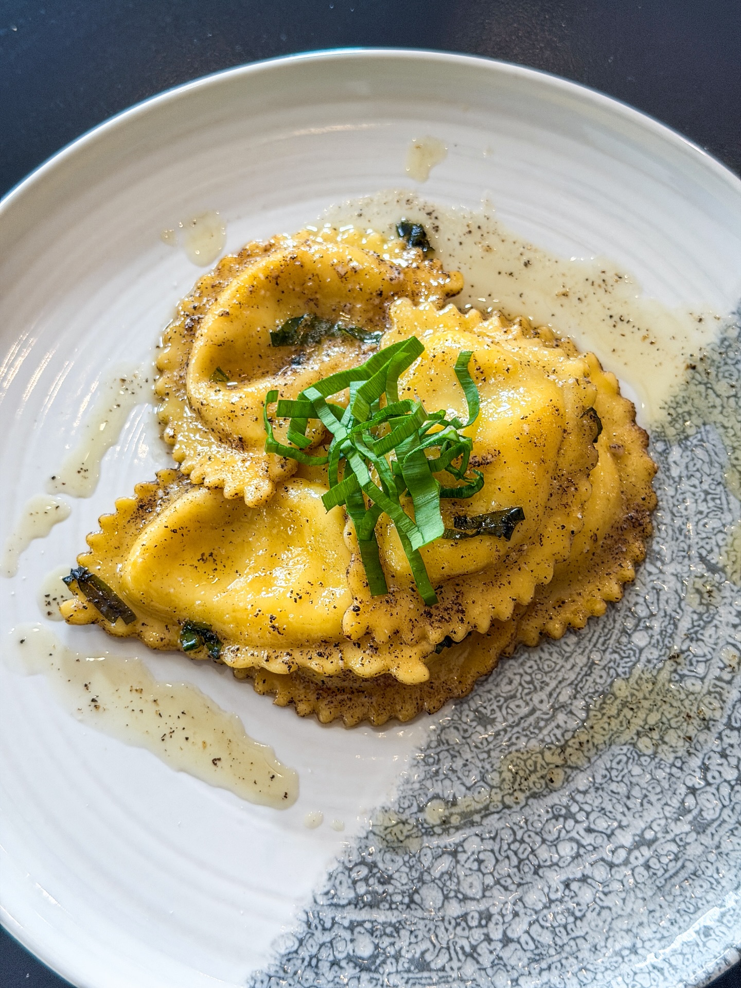 Weeknight dinner, elevated.

Truffle ravioli tossed in a quick brown butter wild ramp sauce for a meal that tastes restaurant worthy without spending all night in the kitchen. Nutty butter, earthy ramps, rich truffle flavor… simple ingredients doing some heavy lifting tonight.

#truffle #ramps #ravioli #weeknight #weeknightmeal